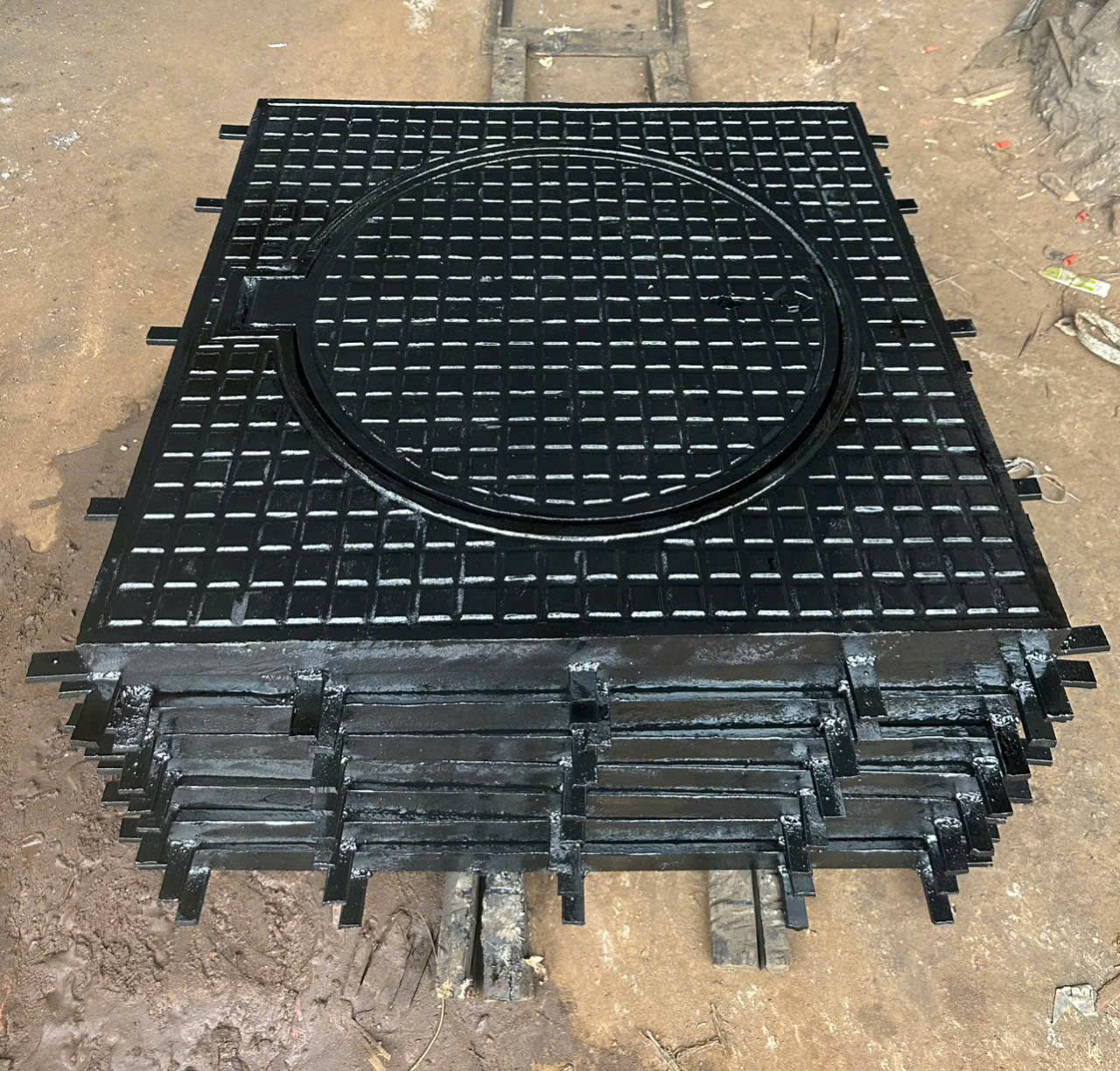 Nắp hố ga là gì? Công dụng, phân loại các loại nắp hố ga hiện nay