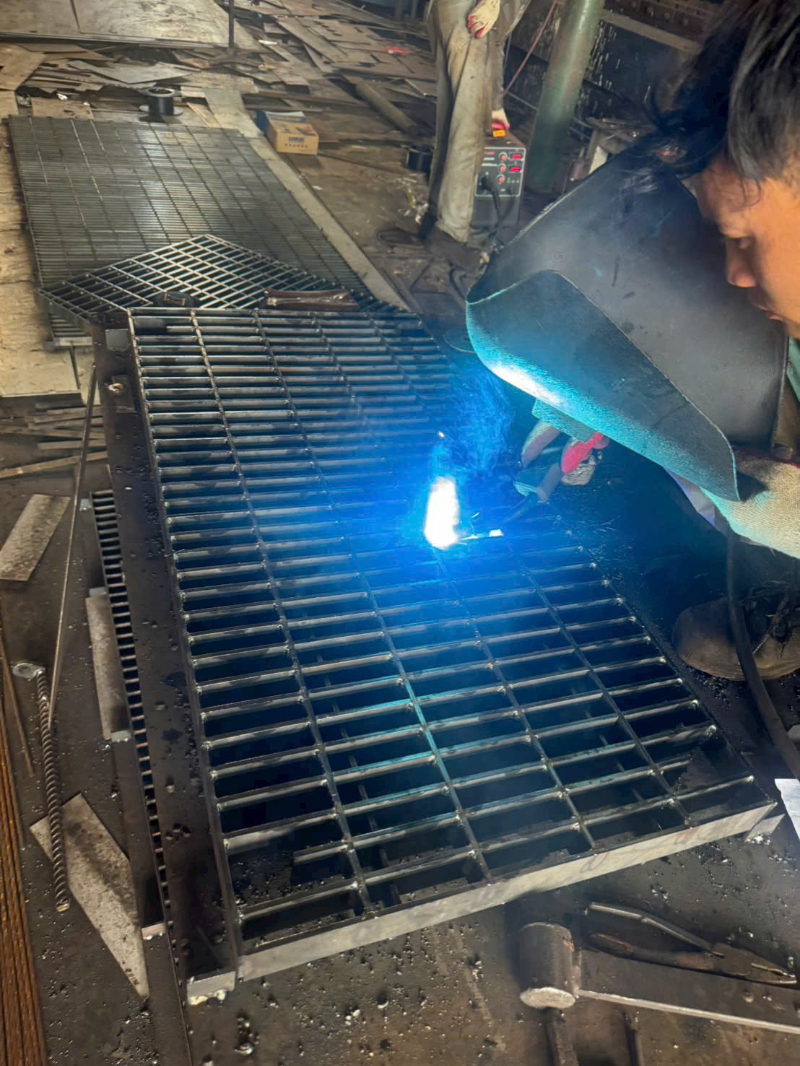 Nắp mương Grating mạ kẽm có chống gỉ không? Những điều cần biết