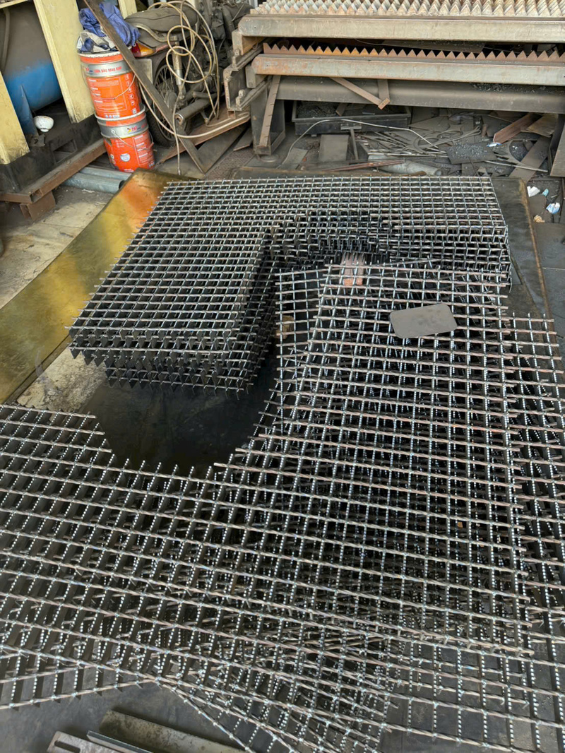 Sàn thao tác grating